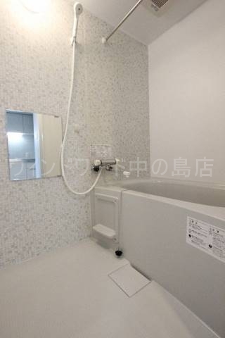 バス・シャワールーム　詳細は、ウィンドワード中の島店までご相談下さい。