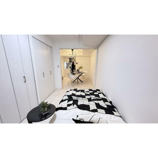 その他部屋・スペース　反転タイプ・室内写真にある家具・小物は入居時に撤去いたします