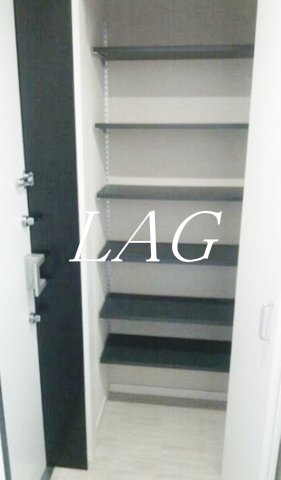 収納　シューズボックスです。