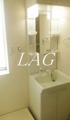 洗面設備　独立洗面台です。