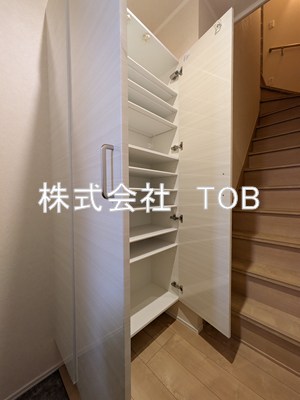 玄関　シューズボックス