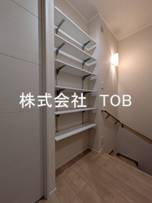 収納　廊下収納