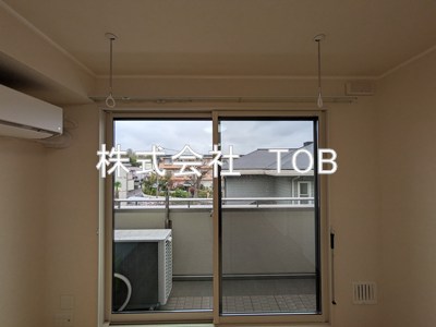 その他設備　リビング15.8帖室内物干し