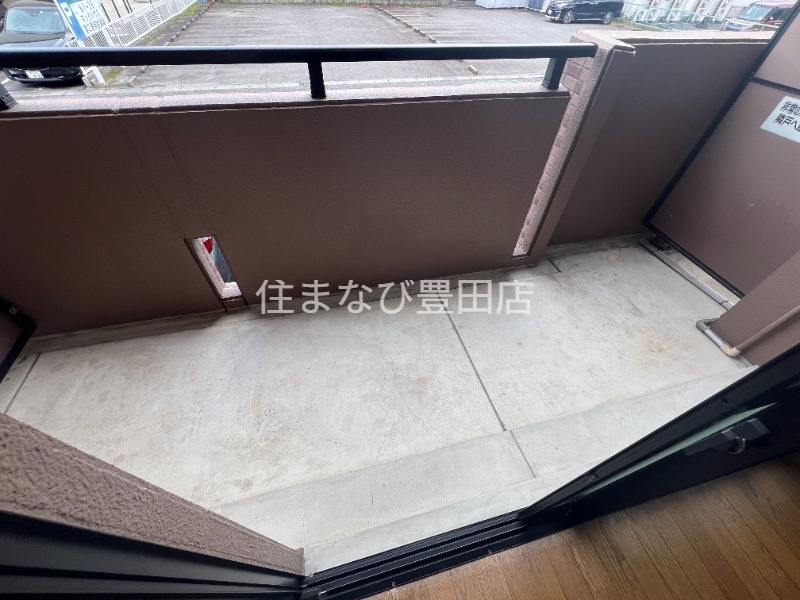 バルコニー　同型別部屋写真