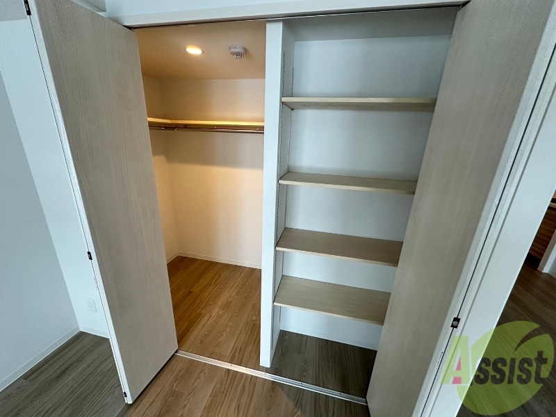 収納　収納もバッチリあるのでお部屋が片付きますよ！