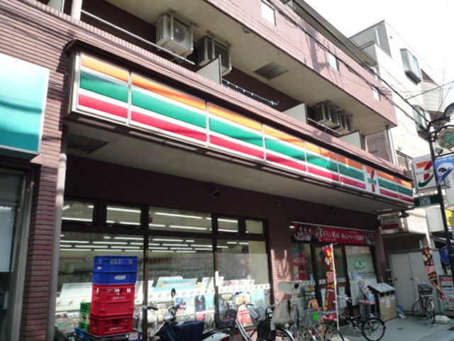 コンビニ　セブンイレブン保谷ひばりが丘駅北店（コンビニ）まで560m