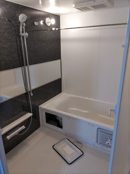 バス・シャワールーム　同タイプの参考写真です。