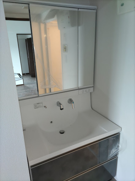 洗面設備　同タイプの参考写真です。