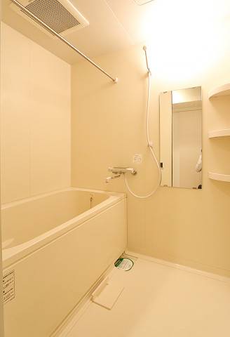 バス・シャワールーム　一日の疲れを癒して下さい