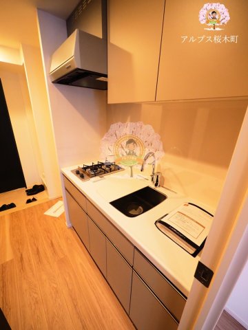 キッチン　同一仕様・別部屋参考写真