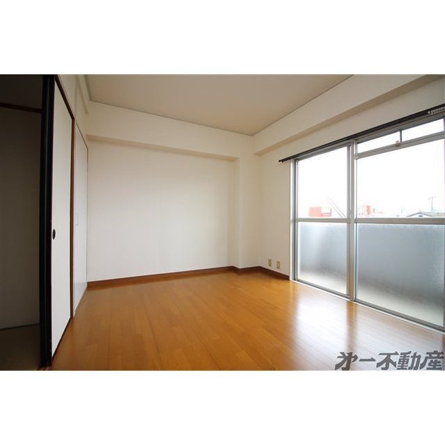 建物外観　洋室