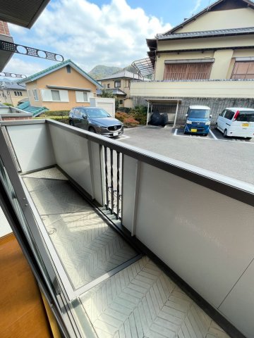 バルコニー　※別号室写真、現況優先