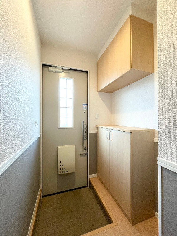 玄関　図面と現状に相違がある場合には現状を優先