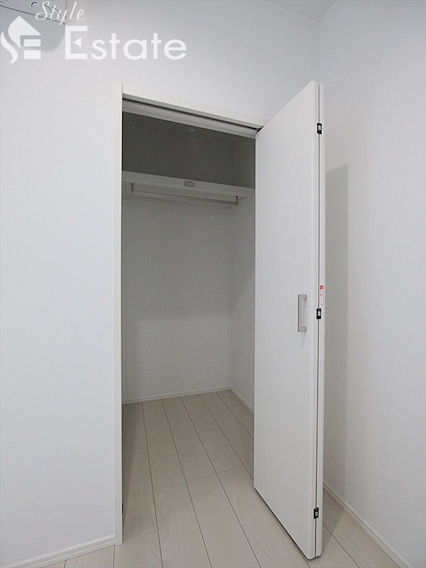 収納　クローゼット