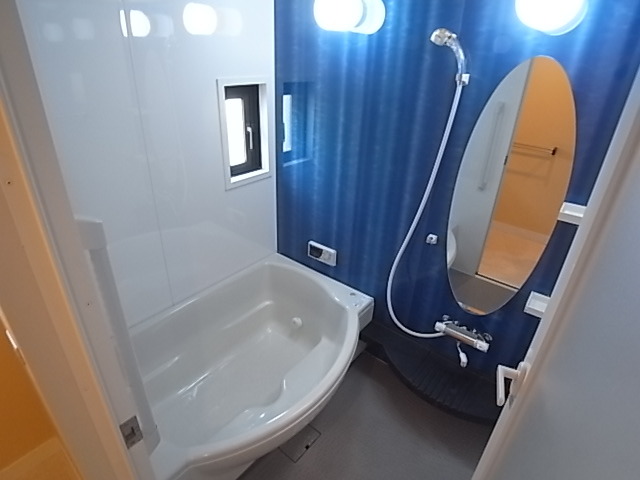 バス・シャワールーム　バスルーム