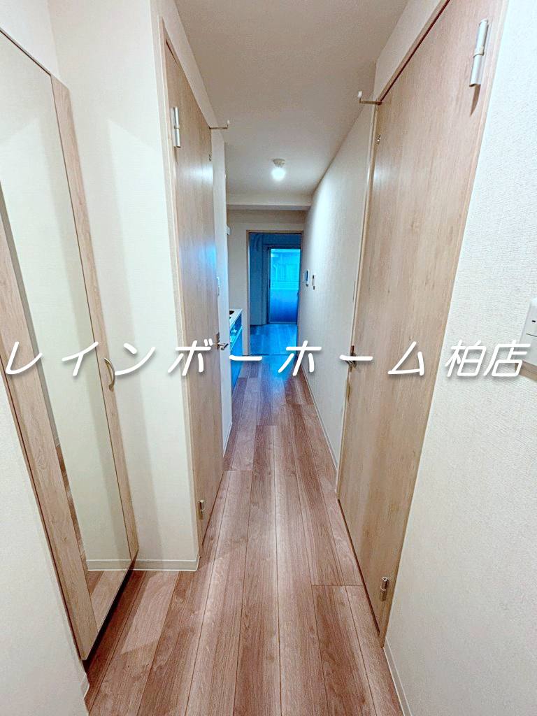 玄関　落ち着いた玄関です