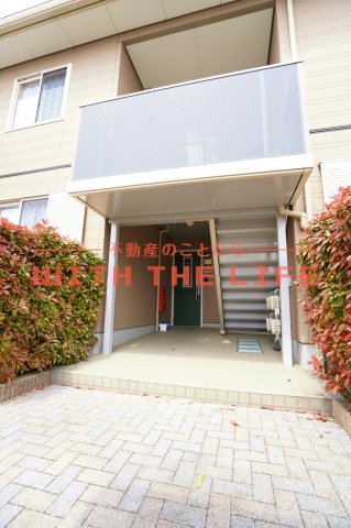 エントランス　建物の内部です