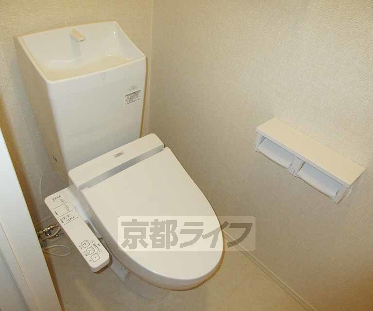 トイレ　ウォシュレット付き！