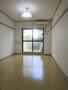 居室・リビング　南向きのお部屋です★