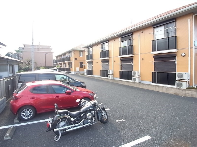 駐車場　敷地内駐車場