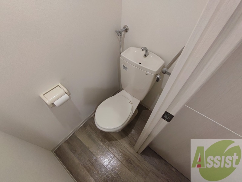 トイレ　トイレです。お洒落なクロスが使われていました！