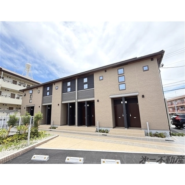 エントランス　建物外観