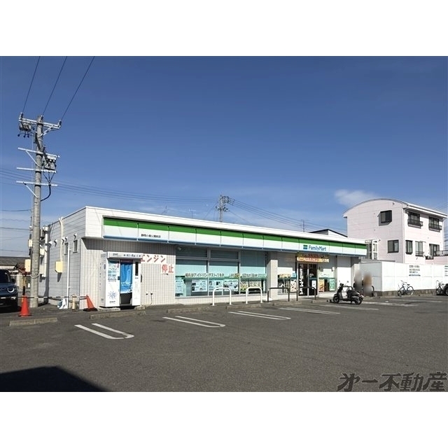 コンビニ　ファミリーマート　静岡小鹿公園前店（コンビニ）まで72m