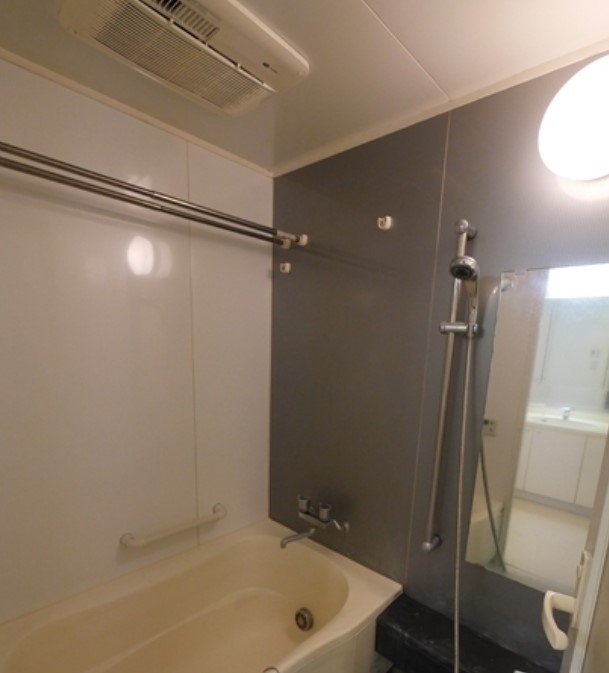バス・シャワールーム　別部屋参考写真