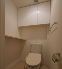 トイレ　別部屋参考写真