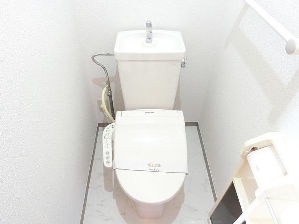 トイレ　ウォシュレット！