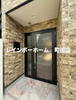 エントランス　※同施工会社参考写真