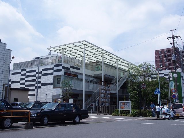 コンビニ　セーブオンイーサイト籠原店（コンビニ）まで295m