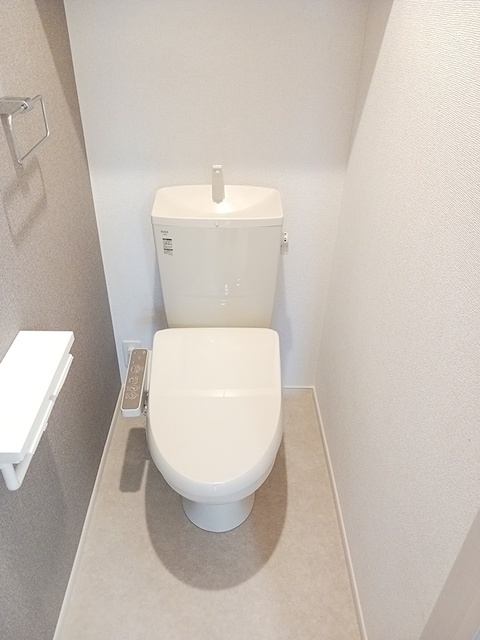 八街 新築1LDKのトイレ写真