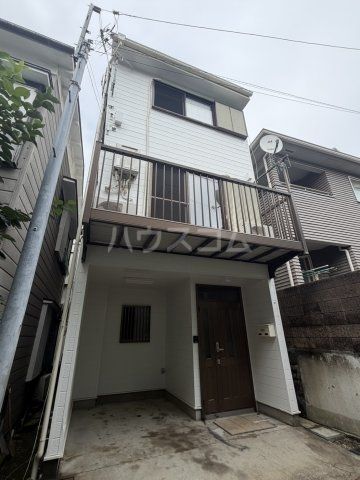 伊勢町貸家