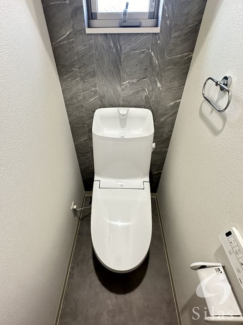 ＪＲ片町線 四条畷駅 徒歩4分 3階建 築3年のトイレ写真