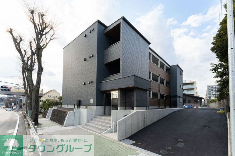 建物外観　タウンハウジング仙川店まで♪