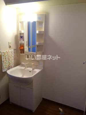 Cosmo Town H棟の内装写真