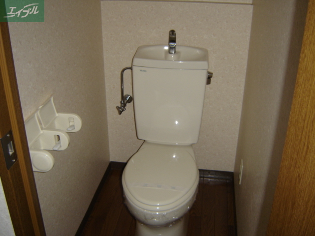 トイレ　トイレ