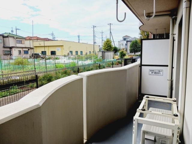 オネスティ ユー カレントの内装写真