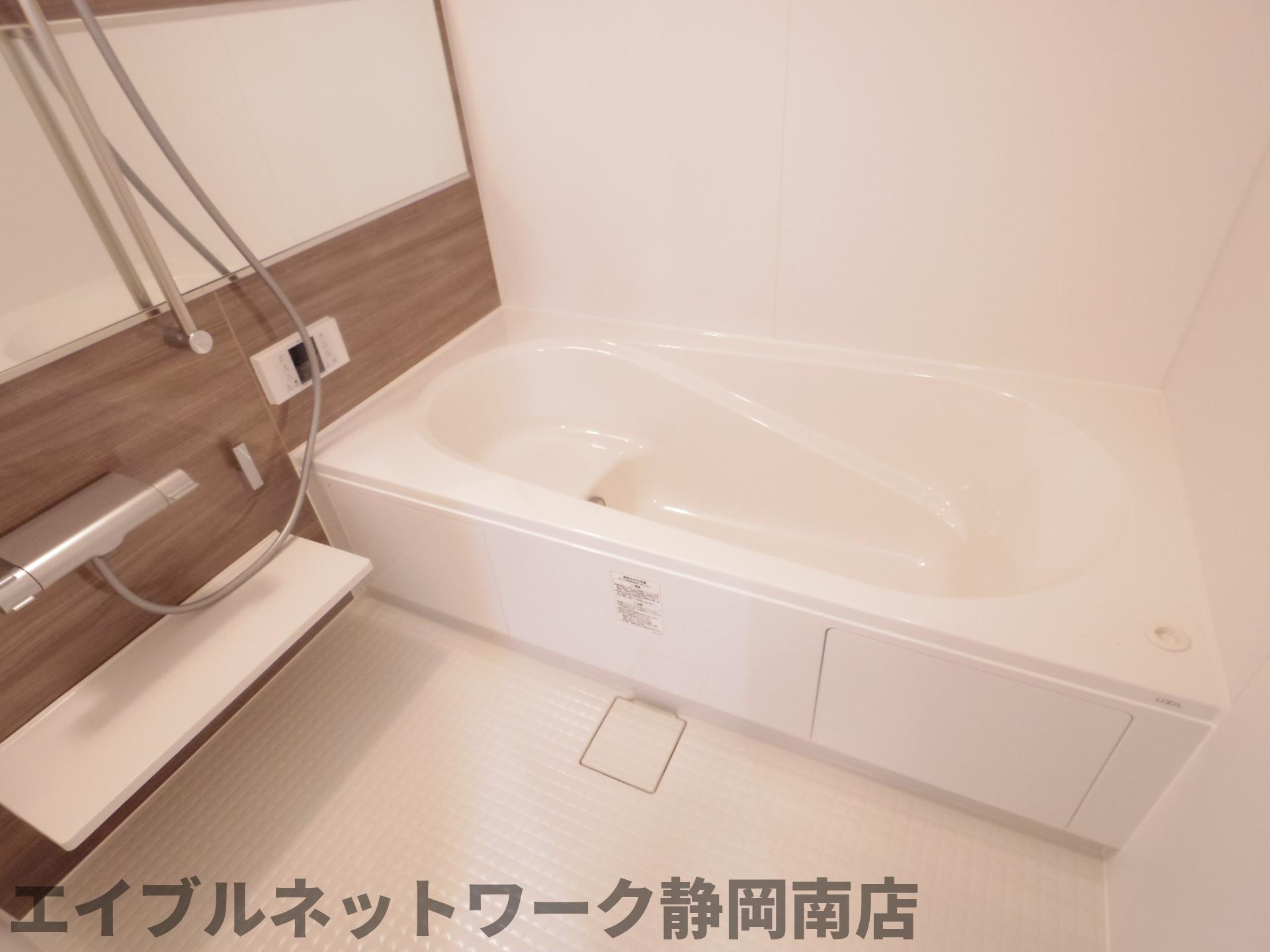 バス・シャワールーム　お風呂です
