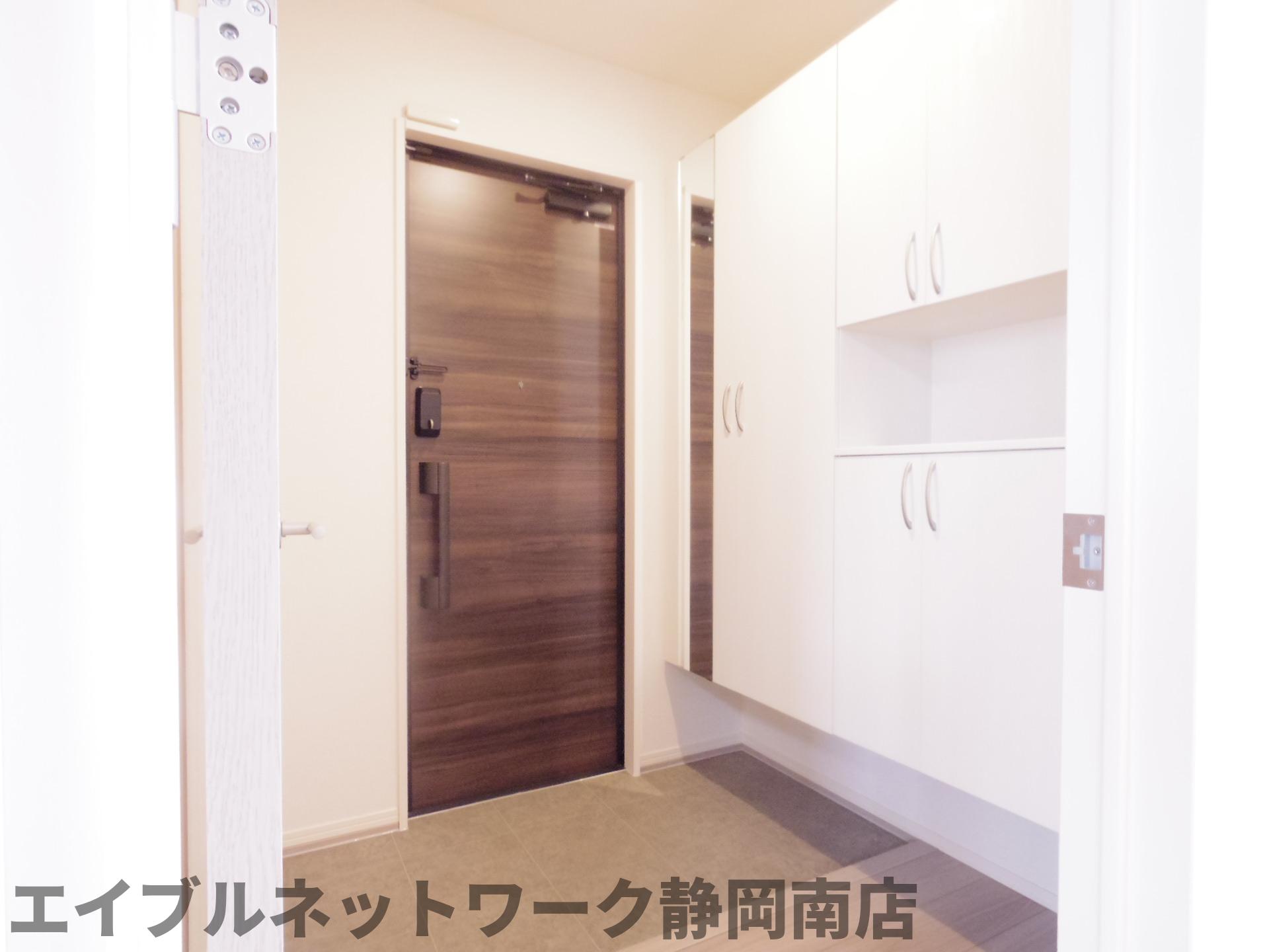 玄関　きれいな玄関です