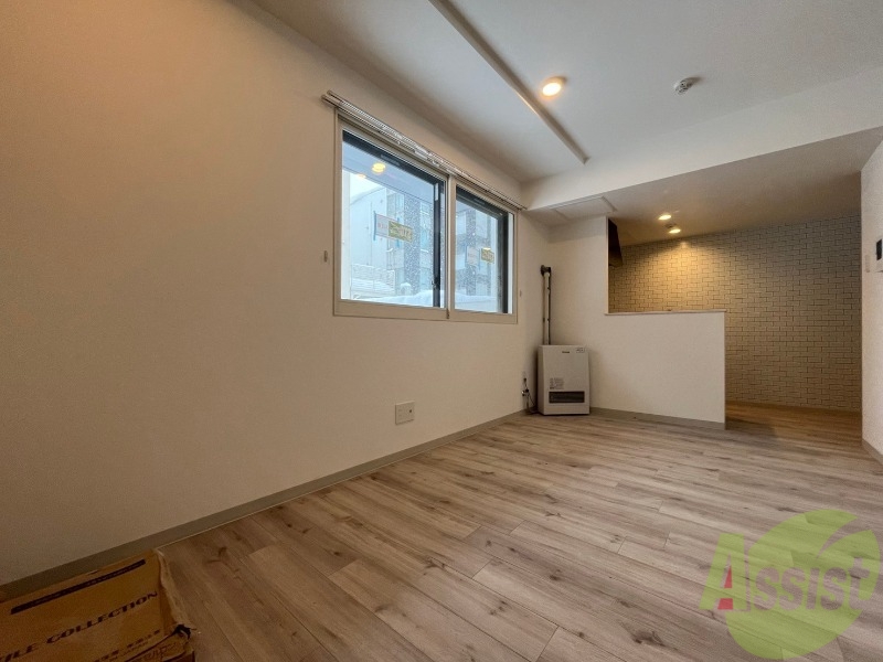 居室・リビング　広くてキレイなお部屋が広がっていて、充実した生活が送れそう。