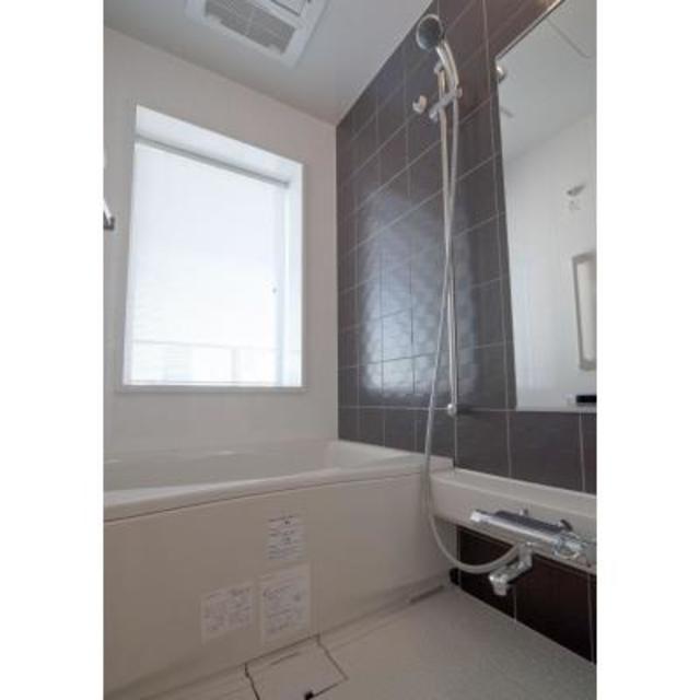 バス・シャワールーム　※写真は同タイプ住戸です。