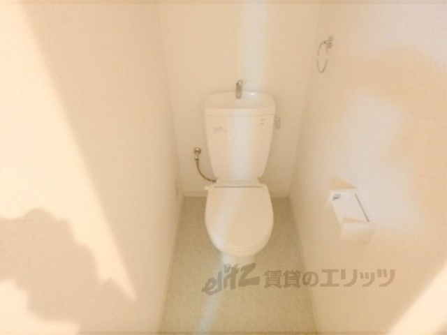 【京都市山科区小山西御所町のマンションのトイレ】