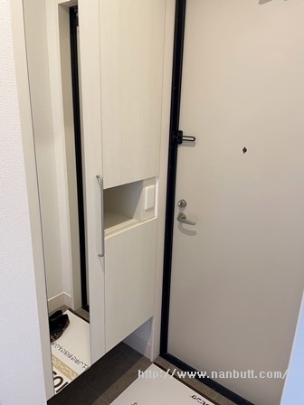 玄関　シューズボックス付き玄関