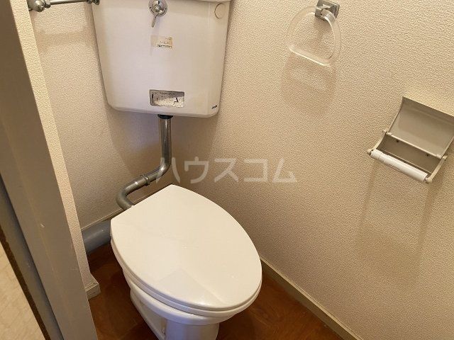 【碧南市久沓町のアパートのトイレ】