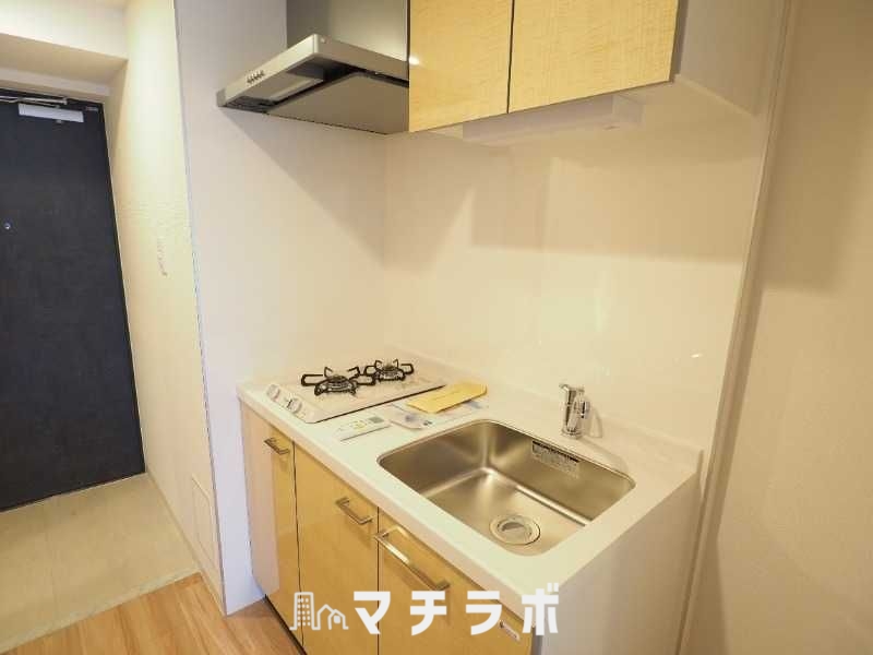 【名古屋市中区新栄のマンションのキッチン】