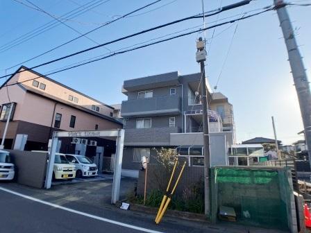 さいたま市南区大谷場のマンションの建物外観