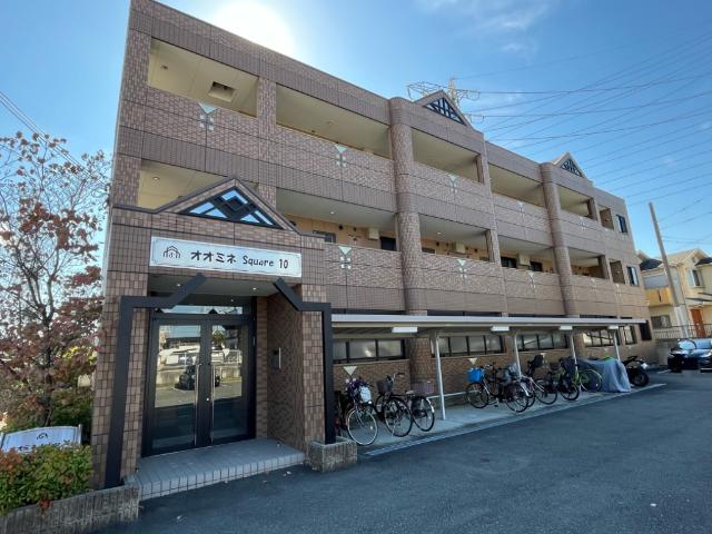 建物外観　外観写真（昼）