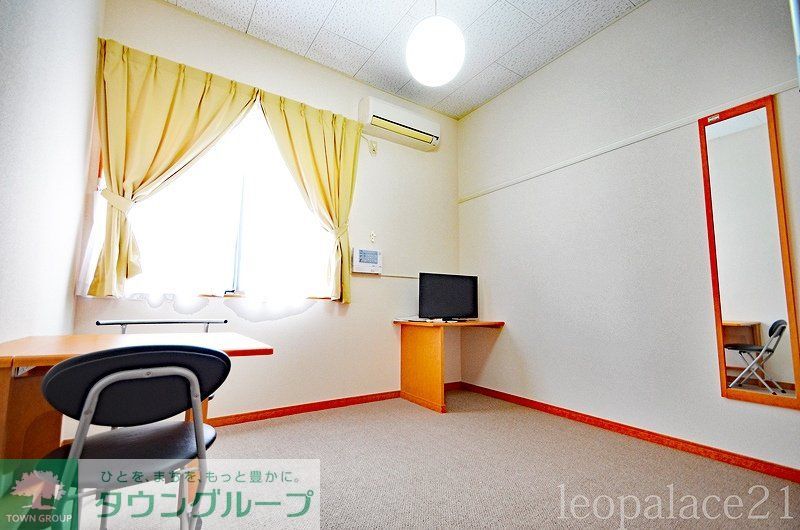 居室・リビング　設備・仕様は号室により異なる為、現況を優先致します。